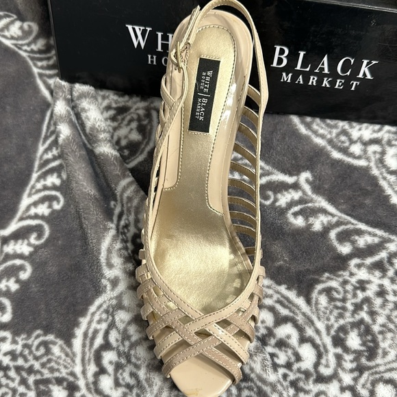 White House Black Market Gena Heels size 8 - Picture 2 of 8